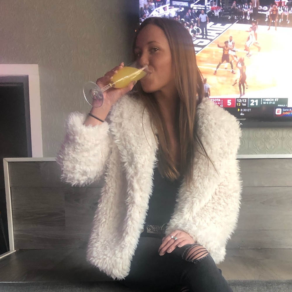 Meet your Posher, Kelly